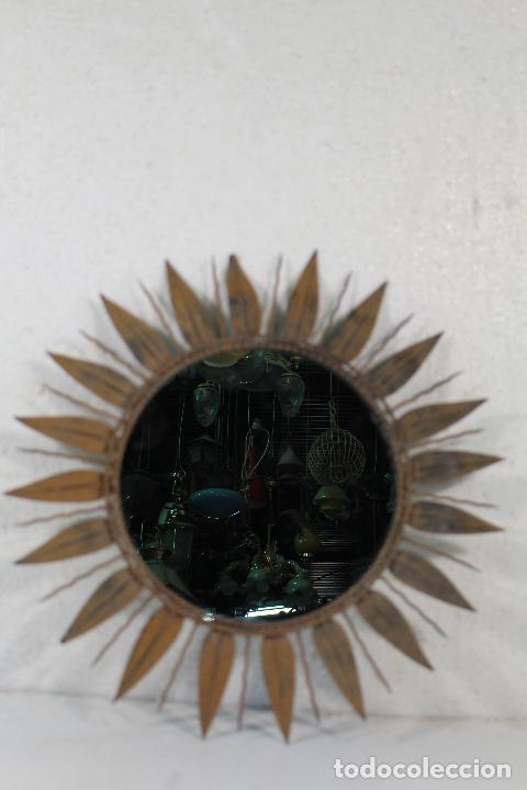 Antig&uuml;edades: vintage espejo sol de metal - Foto 5