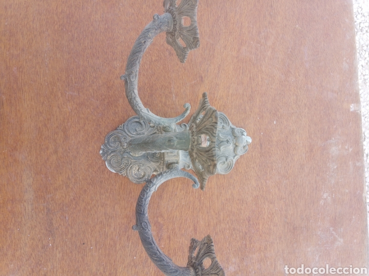 Antig&uuml;edades: Aplique - Foto 1