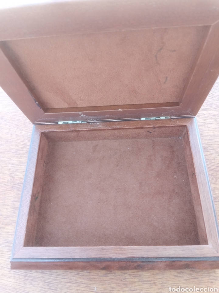 Antig&uuml;edades: Caja de plata - Foto 2