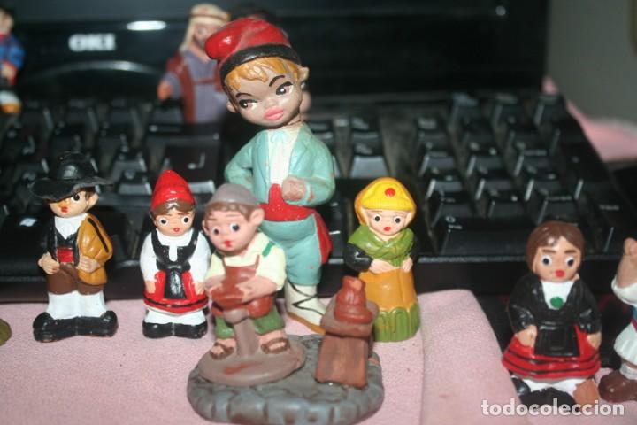 Antig&uuml;edades: lote de antiguos mu&ntilde;ecos de barro - Foto 4