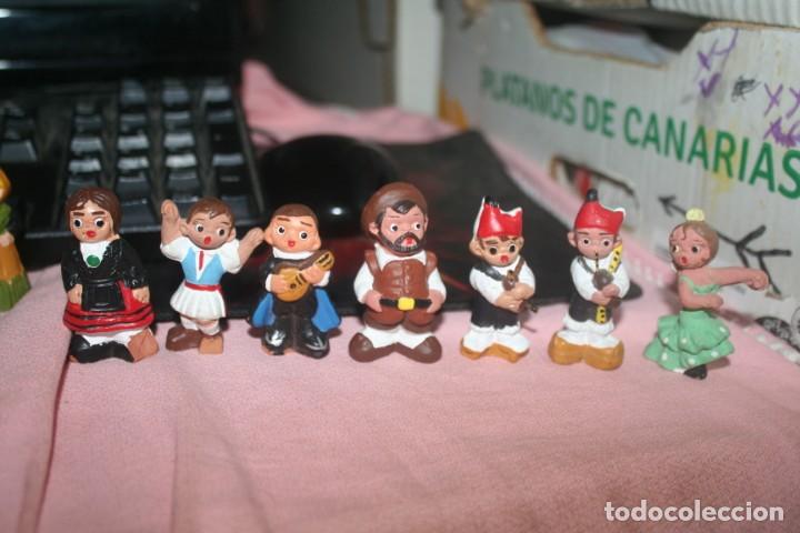 Antig&uuml;edades: lote de antiguos mu&ntilde;ecos de barro - Foto 5