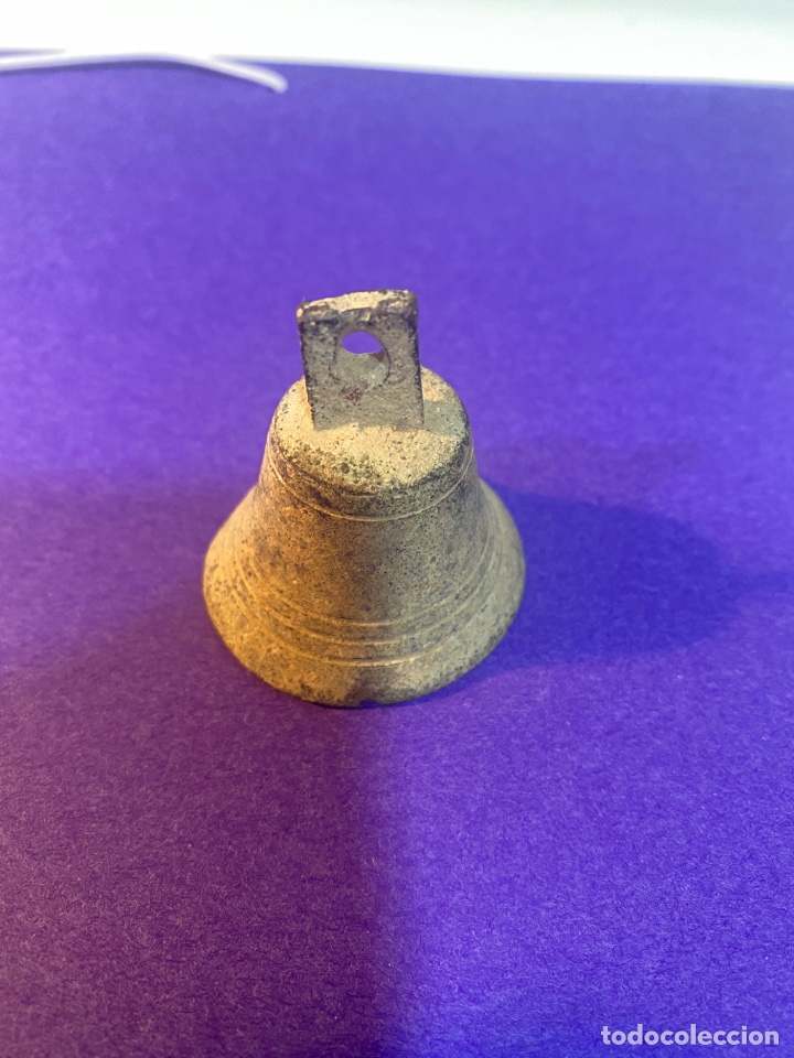 Antig&uuml;edades: Campana bronce - Foto 1
