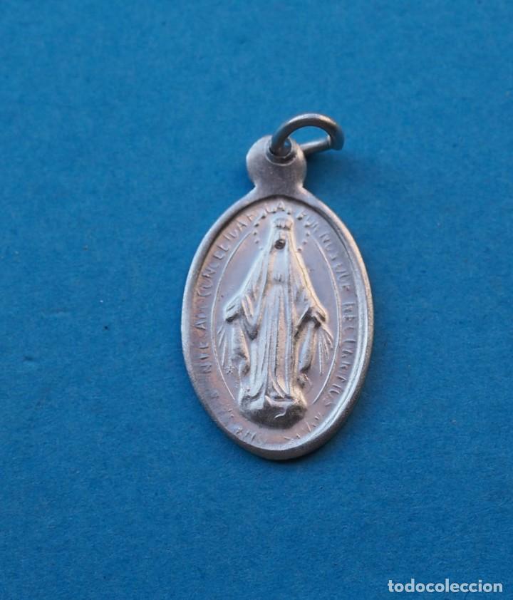 Antig&uuml;edades: MEDALLA RELIGIOSA .: MARIA - Foto 1