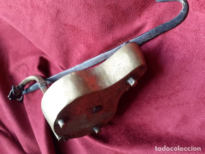 Antig&uuml;edades: Candil de Bronce - Foto 3