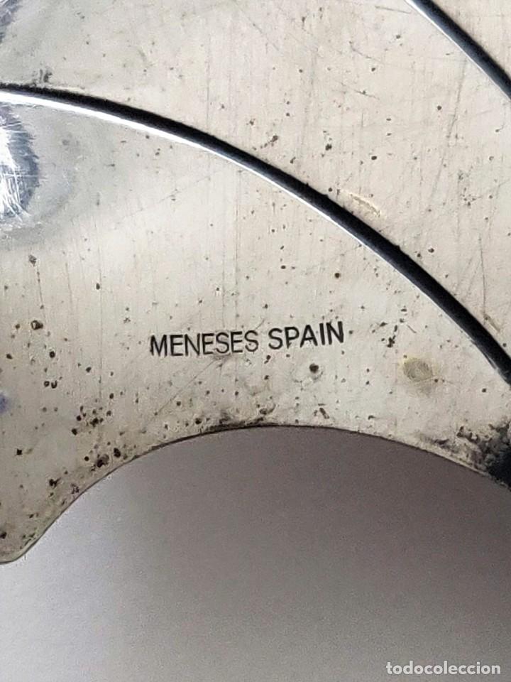 Antig&uuml;edades: Bandeja centro Mesa plata de Meneses - Foto 10