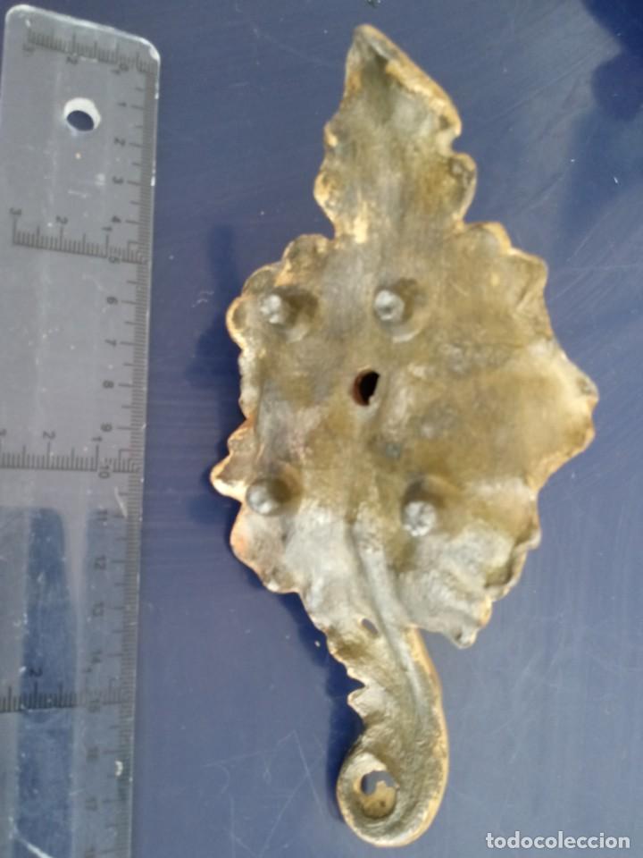 Antig&uuml;edades: CANDELABRO HOJA METAL - Foto 2