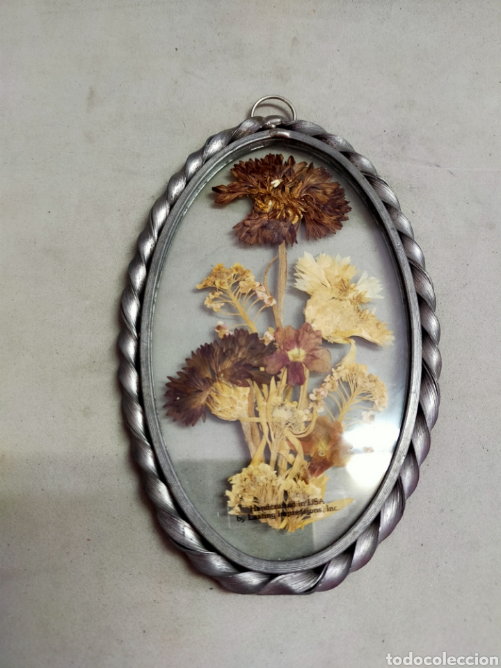 Oggetti Antichi: CUADRO DE FLORES SECAS, MARCO DE ESTA&Ntilde;O, CON DOBLE CRISTAL, LASTING IMPRESSIONS INC, USA,.