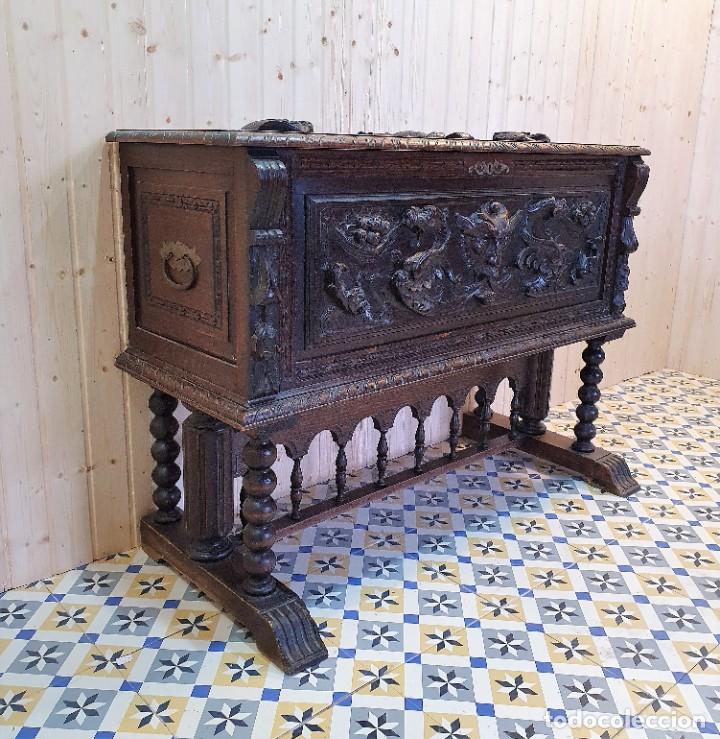 Antig&uuml;edades: ARCON CON PATAS RENACIMIENTO - Foto 1