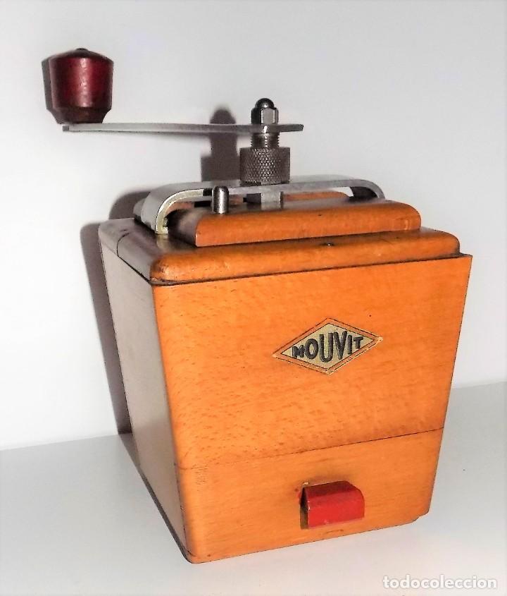 Antig&uuml;edades: &iexcl;RAREZA! MOLINILLO DE CAF&Eacute; DE ESTILO ART-DEC&Oacute;, MARCA MOUVIT. FRANCIA. CA. 1950/1951.