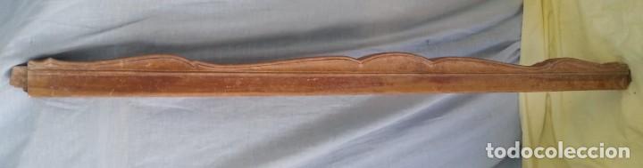Oggetti Antichi: Cornisa antigua de madera.