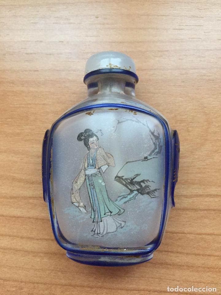 Antiquit&eacute;s: ESENCIERO ORIENTAL DE RESINA PRINCIPIO S.XX