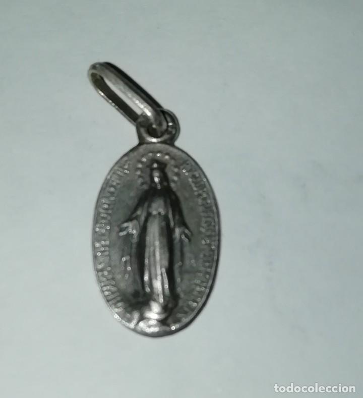 Antig&uuml;edades: Medalla plata Inmaculada concepcion - Foto 1