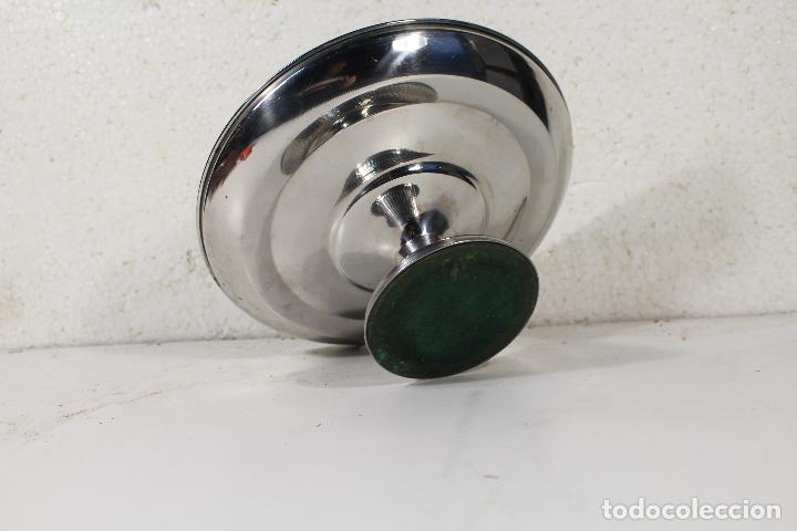 Antig&uuml;edades: centro de mesa frutero de metal - Foto 2
