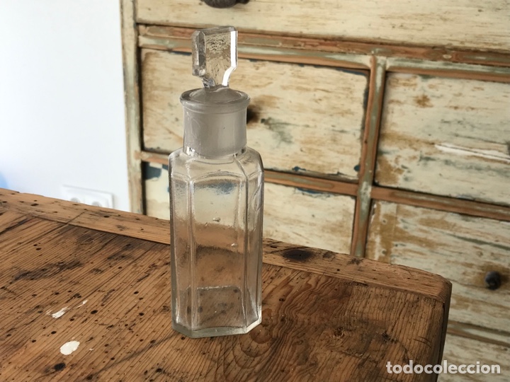 Antig&uuml;edades: Frasco o botella antigua de perfume - Foto 5