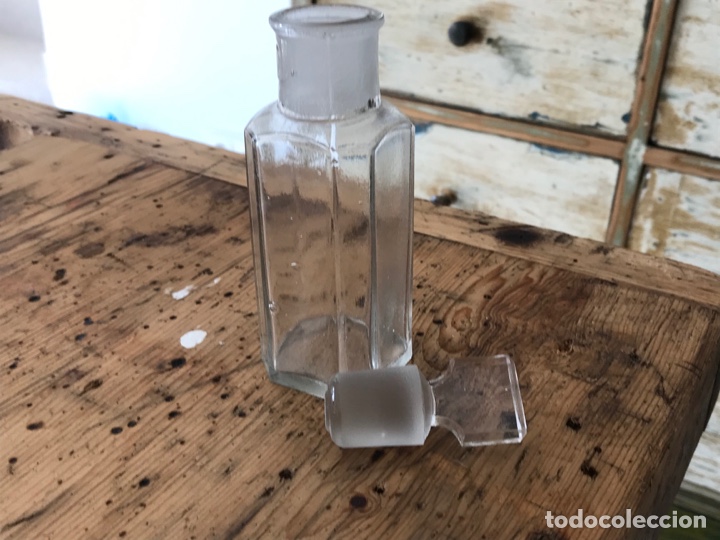 Antig&uuml;edades: Frasco o botella antigua de perfume - Foto 11