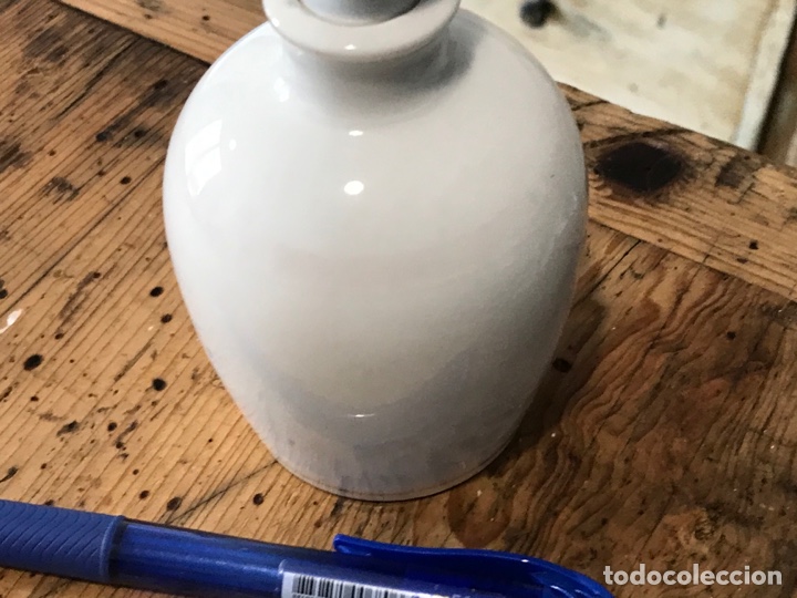 Antig&uuml;edades: Botella perfume o frasco de opalina blanca - Foto 3