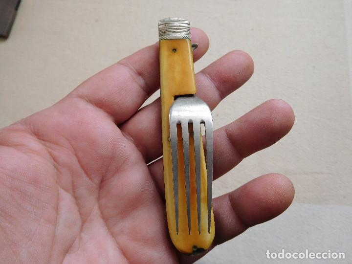 Antig&uuml;edades: Antiguo tenedor plegable ingles - Foto 3