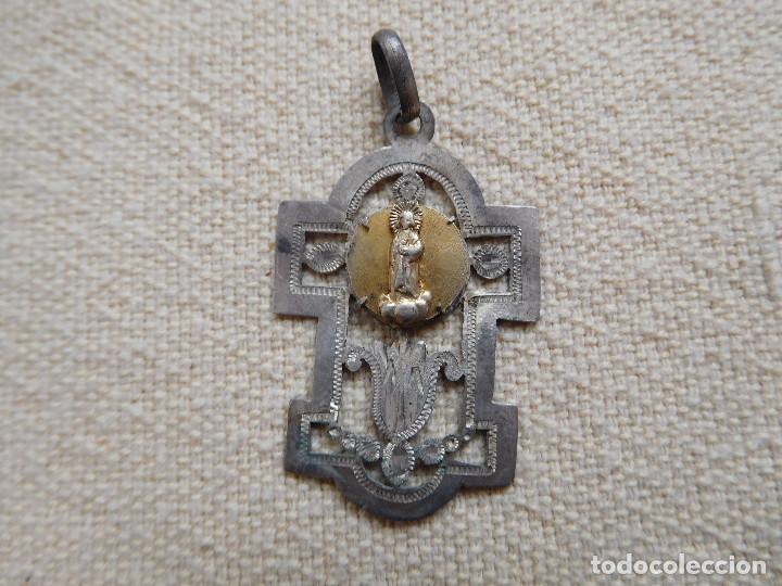Antig&uuml;edades: Medalla antigua de plata virgen a determinar - Foto 1