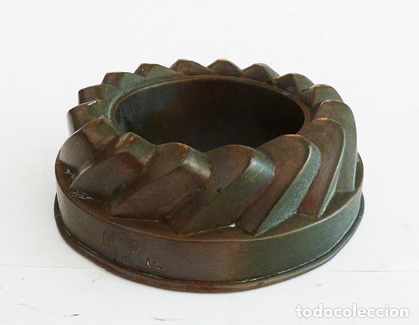 Antig&uuml;edades: Molde de pastel de cobre - Foto 3