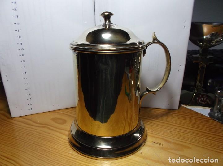Antig&uuml;edades: JARRA CON TAPADERA DE METAL DORADA - Foto 1