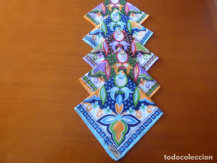 Antig&uuml;edades: Pa&ntilde;uelos de bolsillo. - Foto 1