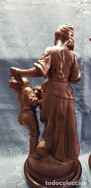 Antig&uuml;edades: PAREJA FIGURAS CALAMINA - Foto 11
