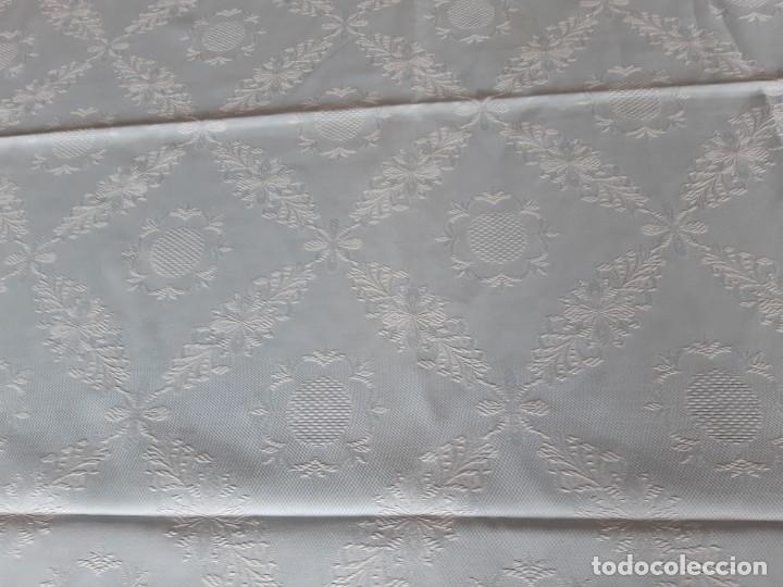 Antig&uuml;edades: MANTEL ADAMASCADO CELESTE P&Aacute;LIDO - Foto 3