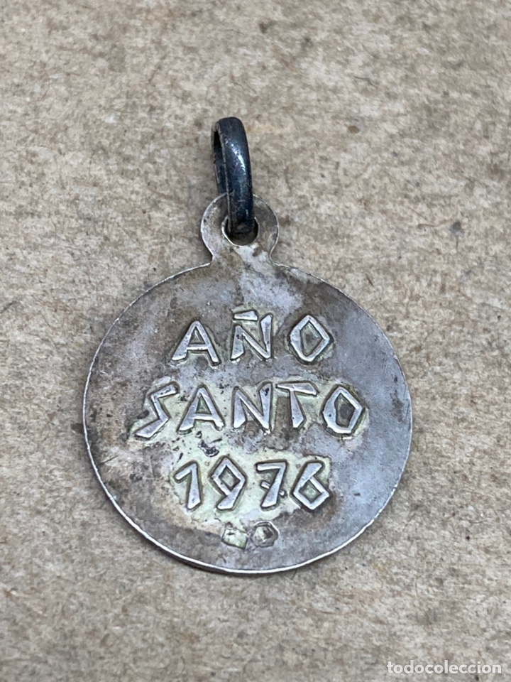 Antig&uuml;edades: Medalla de plata religiosa - Foto 2
