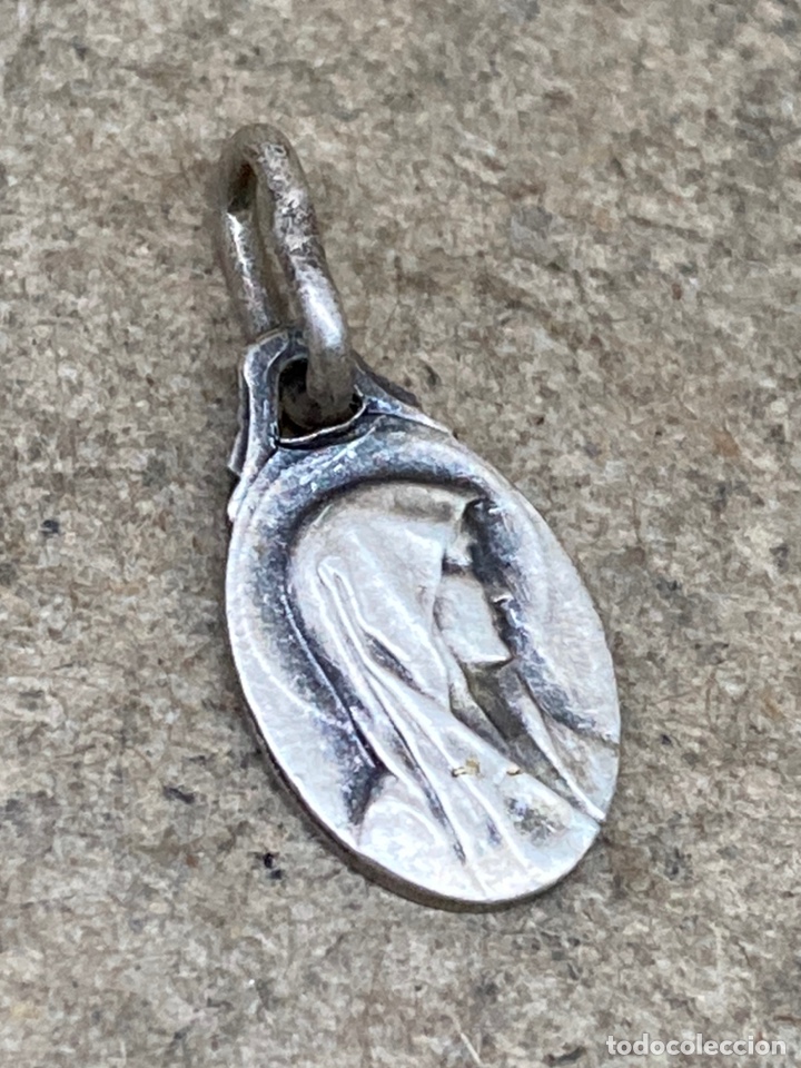 Antig&uuml;edades: Medalla de plata religiosa - Foto 1