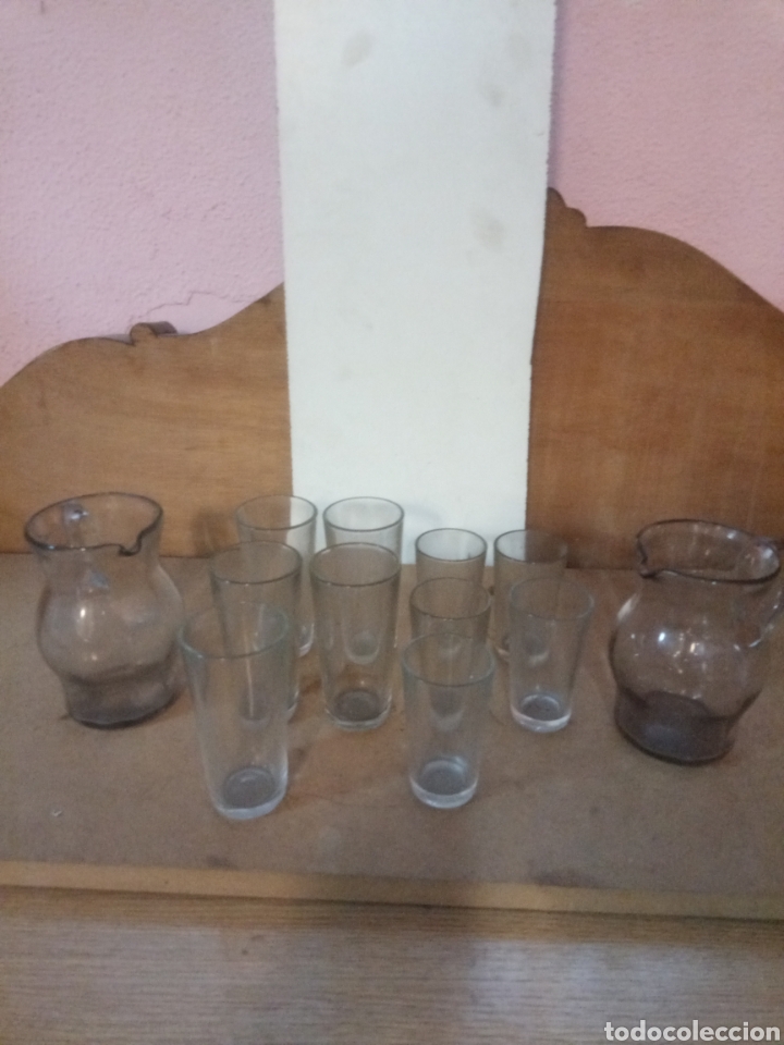 Antig&uuml;edades: Lote de Jara de cristal y vasos vintage