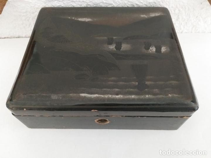 Antig&uuml;edades: Caja de madera. Joyero. - Foto 1