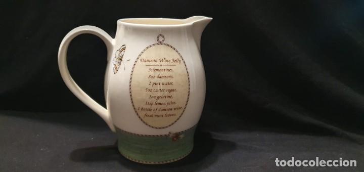 Antig&uuml;edades: Jarra wedgwood inglesa. - Foto 4