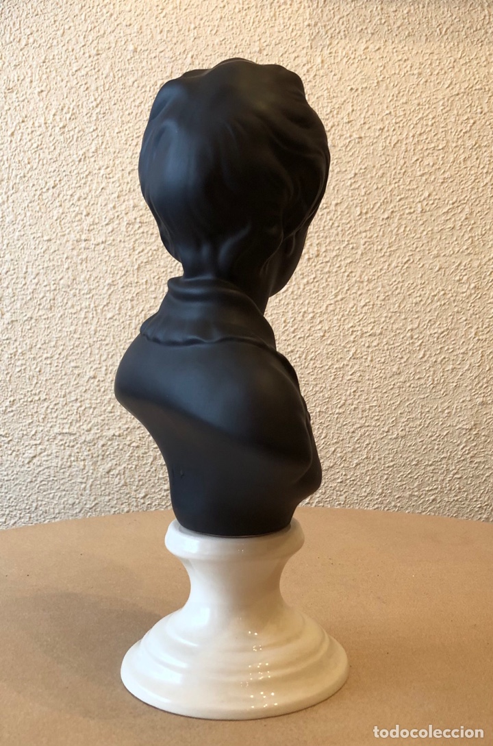 Antig&uuml;edades: Busto de joven en biscuit - Foto 3