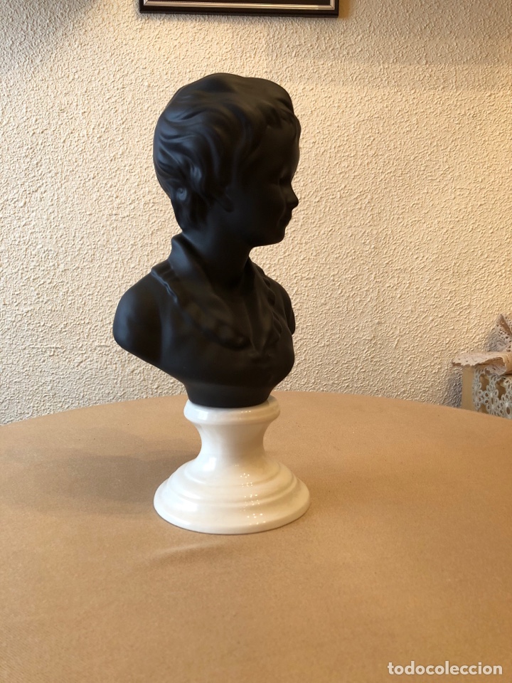 Antig&uuml;edades: Busto de joven en biscuit - Foto 6