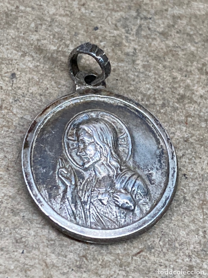 Antig&uuml;edades: Medalla de plata religiosa - Foto 2