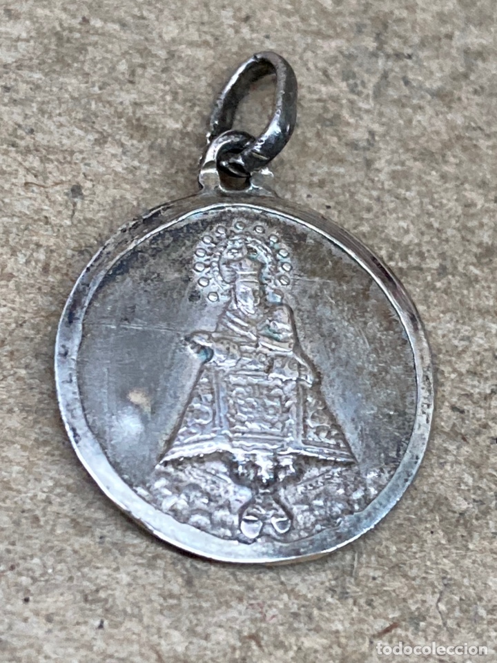 Antig&uuml;edades: Medalla de plata religiosa - Foto 1