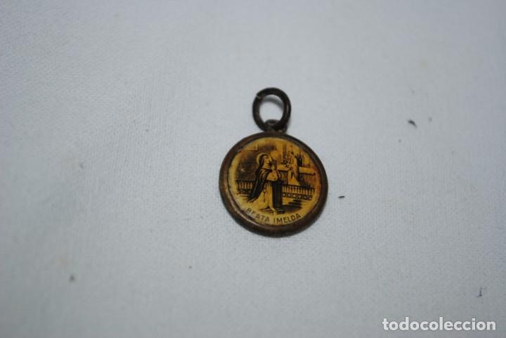 Antig&uuml;edades: ANTIGUA MEDALLA DE LA BEATA IMELDA . - Foto 1