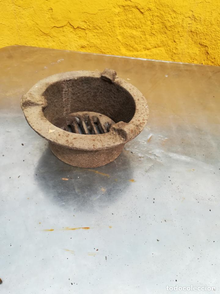 Antig&uuml;edades: Antigua cocina de forja - Foto 2
