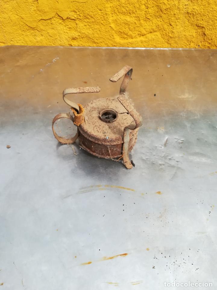 Antig&uuml;edades: Antiguo infernillo de petroleo - Foto 2