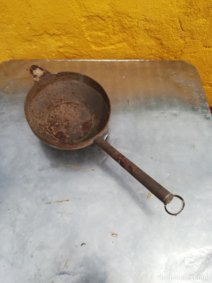 Antig&uuml;edades: Antigua coladera - Foto 1