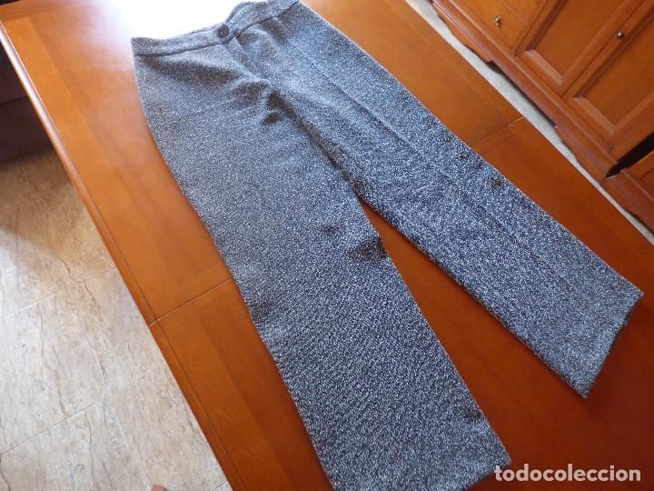 Antig&uuml;edades: Traje pantalon,mujer. - Foto 2