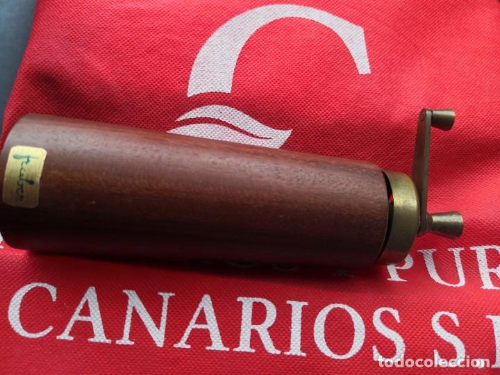 Oggetti Antichi: Raro molinillo de caf&eacute; made un itay.. Fraber.. Madera laton bronce