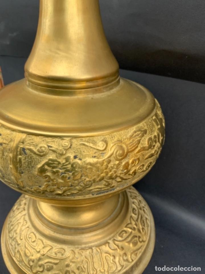 Antig&uuml;edades: &Eacute;xotico candelero Coreano de bronce . 48 cm. - Foto 10
