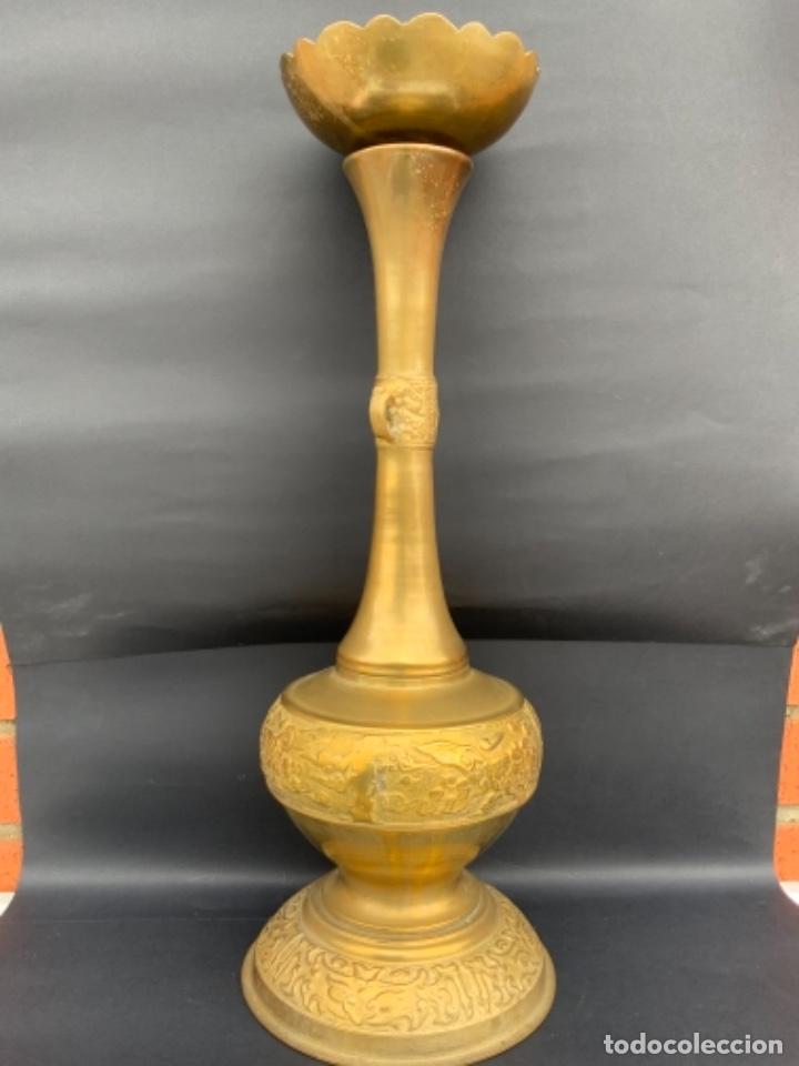 Antig&uuml;edades: &Eacute;xotico candelero Coreano de bronce . 48 cm. - Foto 14