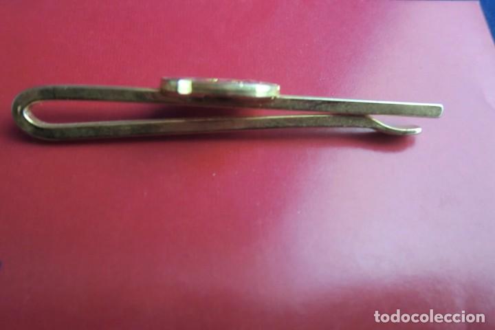 Antig&uuml;edades: PASADOR DE CORBATA DORADO - Foto 2