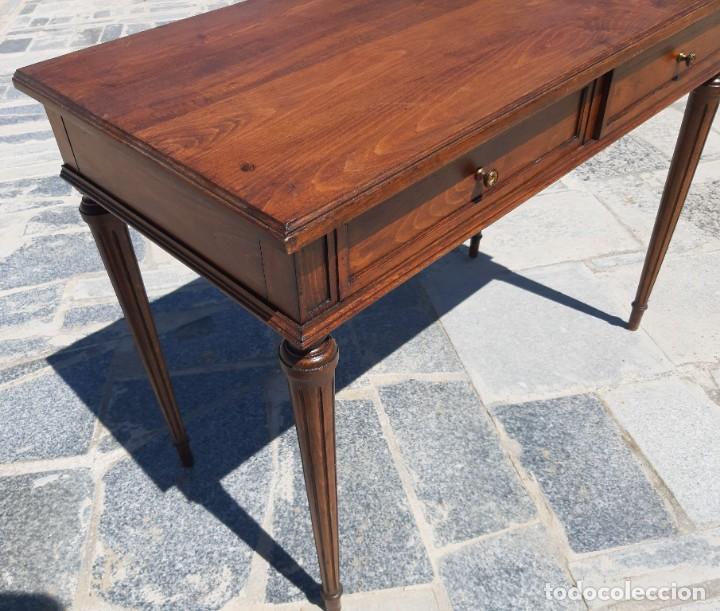Antig&uuml;edades: Mesa antig&uuml;a de madera - Foto 2