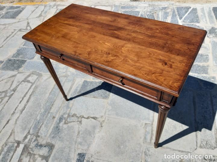 Antig&uuml;edades: Mesa antig&uuml;a de madera - Foto 4