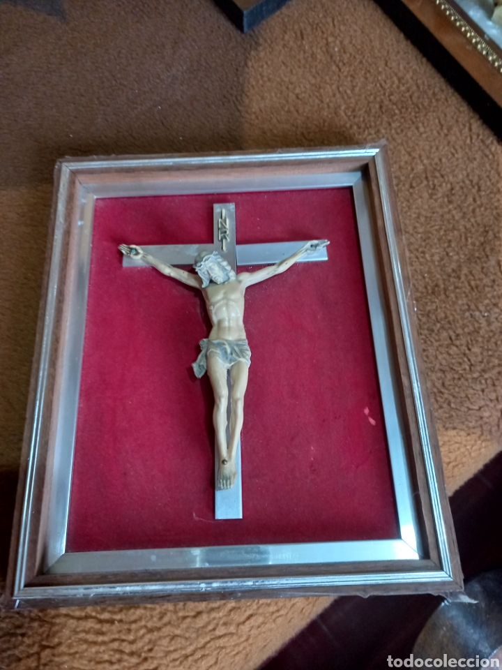 Antig&uuml;edades: Crucifijo enmarcado - Foto 2
