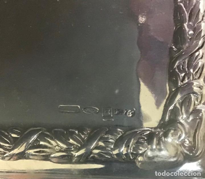 Antig&uuml;edades: BANDEJA DE CRISTAL Y PLATA - Foto 2
