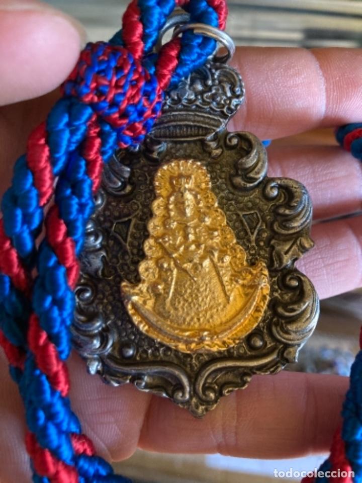 Antig&uuml;edades: Medalla religiosa de cofrad&iacute;as - Foto 3